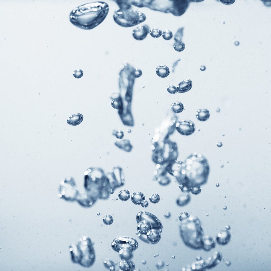 Wasser mit Luftbläschen